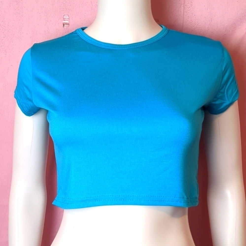 PrettyLittleThing Basic Bright Blue Crew Neck Short Sleeve Cropped Tee size 8
